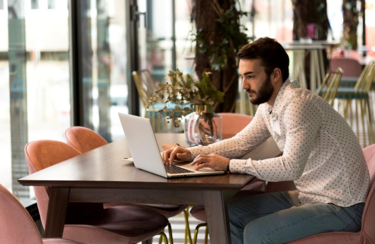 Open communication in finance workplace